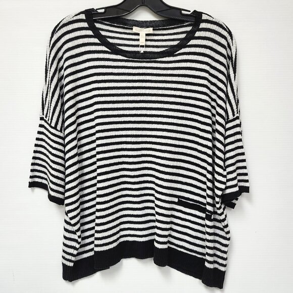 Eileen Fisher Women's Black & White Linen Striped Short Sleeved Top Size M - Picture 1 of 7